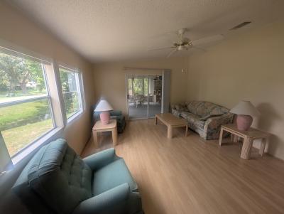 Photo 4 of 40 of home located at 215 Casa Grande Edgewater, FL 32141