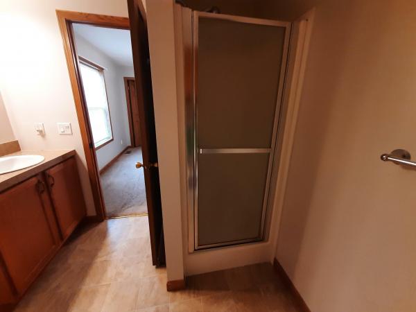 2009 Fairmont 166 4563N  Home