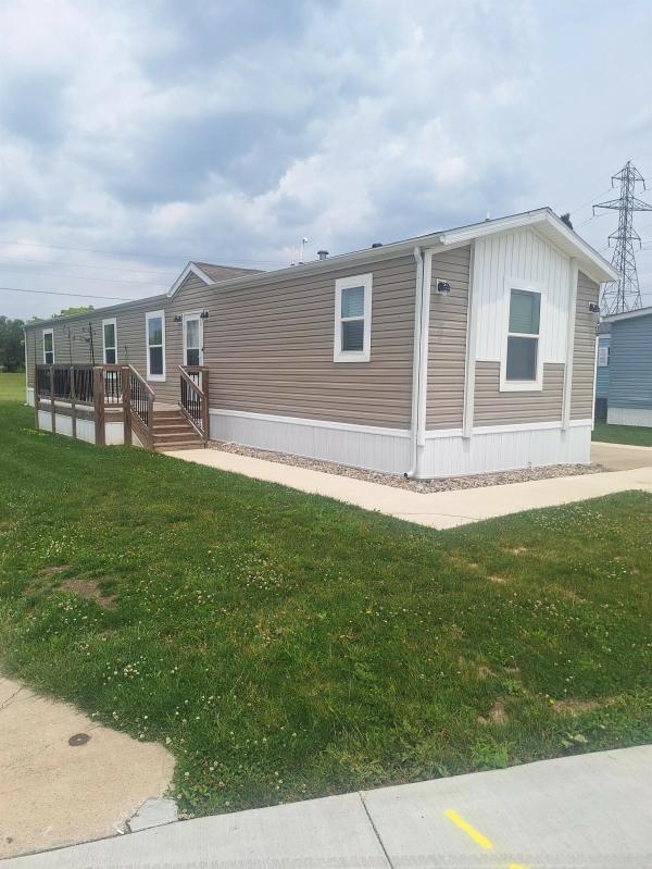 2022 Clayton Wakarusa 102 Mobile Home For Sale