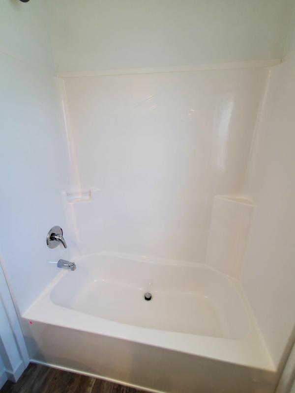 2023 Clayton - Middlebury 179 81RSH16663BH23  Home