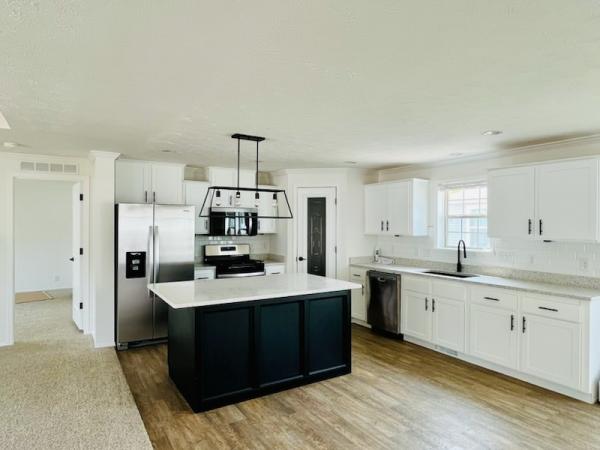 2025 ADVENTURE 369 4603GT  Home