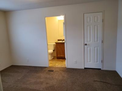 Photo 4 of 8 of home located at 38749 Cherokee Dr Romulus, MI 48174