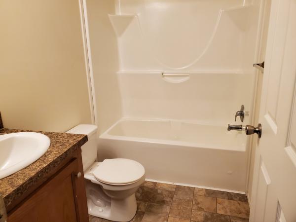 2014 Skyline F327C Mobile Home