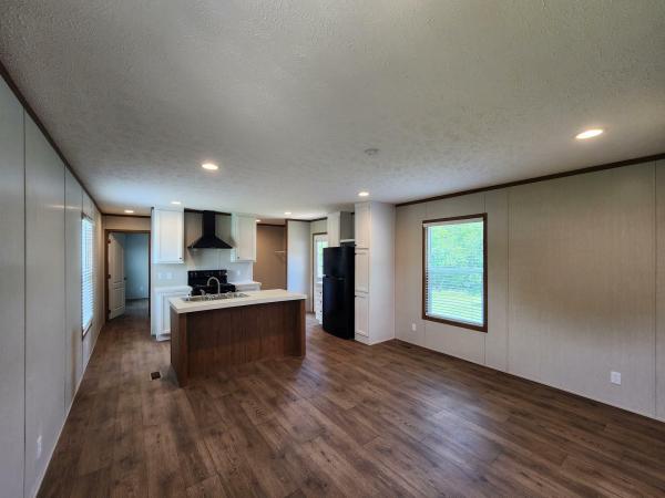 2023 35MYO16663AH23  Home