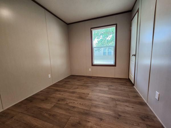 2023 35MYO16663AH23  Home