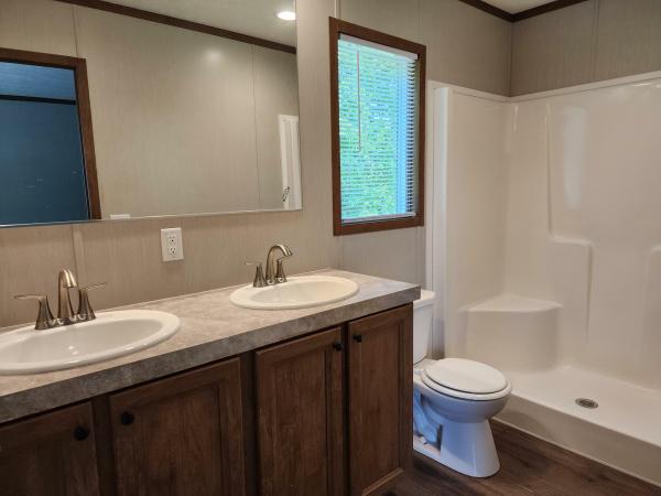 2023 35MYO16663AH23  Home