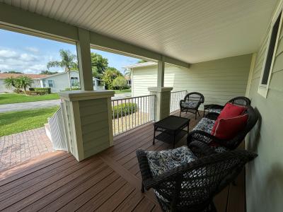 Photo 5 of 24 of home located at 1157 West Lakeview Drive Sebastian, FL 32958