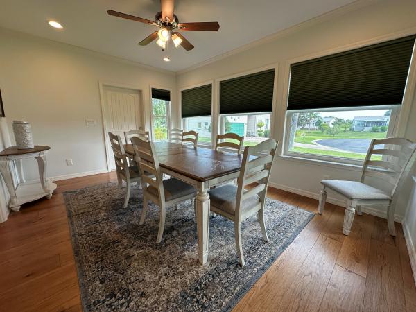 2005 Palm Harbor PALH Mobile Home