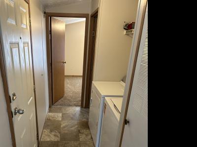 Photo 5 of 11 of home located at 9904 Julie Drive Site #221 Ypsilanti, MI 48197
