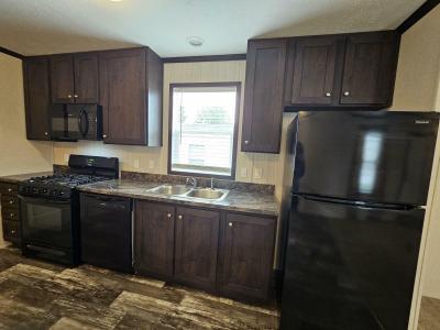 Mobile Home at 9 Cedar Highland, MI 48357