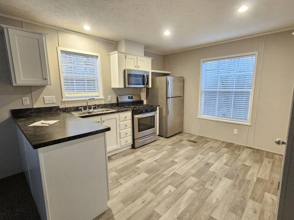 2022 Redman Advantage II  Home