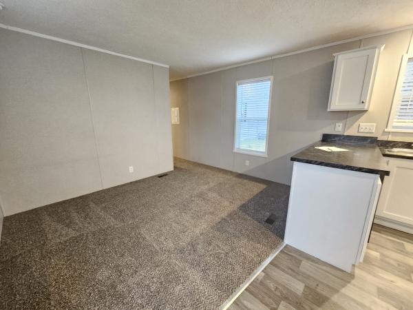 2022 Redman Advantage II  Home