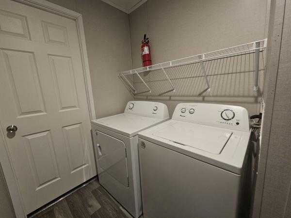 2022 Redman Advantage II  Home