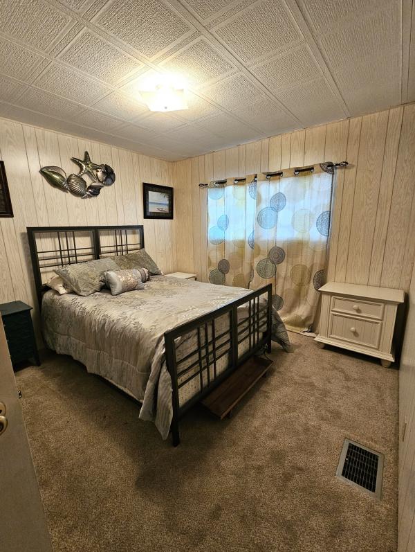1975 SOUT  Home