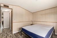 1987 Cavco Manufactured Home