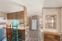 1987 Cavco Manufactured Home