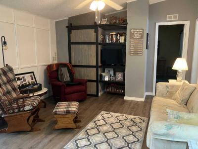 Photo 4 of 13 of home located at 419 Tahiti Dr. Lake Wales, FL 33859