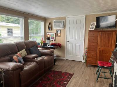 Photo 2 of 13 of home located at 419 Tahiti Dr. Lake Wales, FL 33859