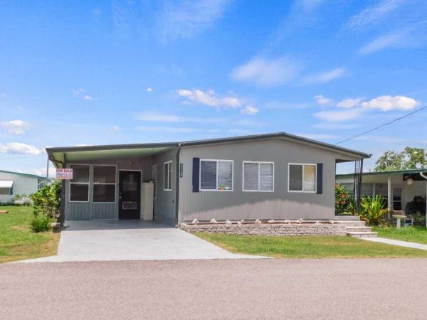 Photo 1 of 2 of home located at 11145 Redbird Drive Dade City, FL 33525