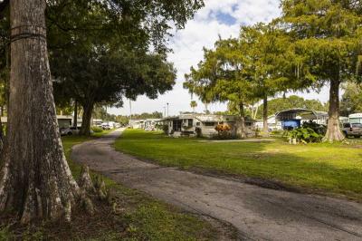 Photo 5 of 6 of home located at 4351 SE 24th St Okeechobee, FL 34974