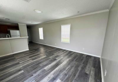 Photo 4 of 16 of home located at 326 Mallets Bay, Cp7 Cocoa, FL 32926