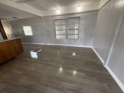 Photo 4 of 7 of home located at 27554 Us Hwy 19N #7 Clearwater, FL 33761