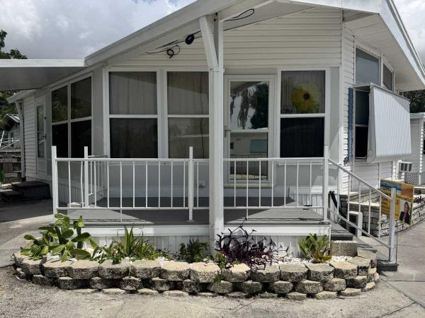 Photo 1 of 2 of home located at 6735 Hammock Rd Lot 69 Port Richey, FL 34668