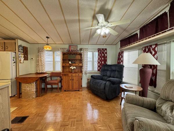 1992 Mobile Home