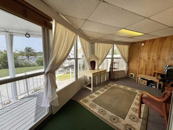 1992 Mobile Home