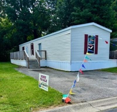 Mobile Home at 1329 Amberly Scottsburg, IN 47170
