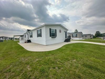 Mobile Home at 4290 Woods Edge Saginaw, MI 48603