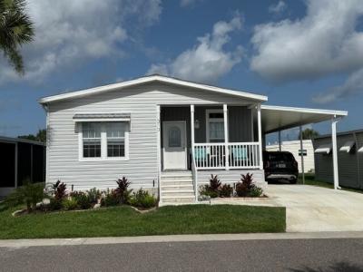 Photo 1 of 7 of home located at 1071 Donegan Rd Lot 580 Largo, FL 33771