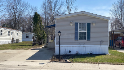 Mobile Home at 11177 Armstrong Dr N Saginaw, MI 48609