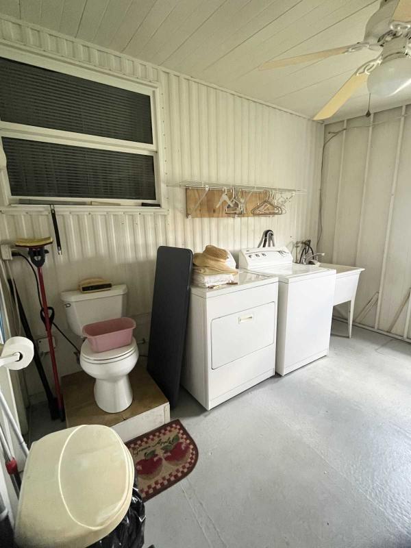 1977 Mobile Home
