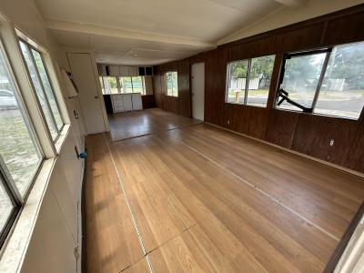 Photo 3 of 8 of home located at 9924 E Us Hwy 92, 28 Tampa, FL 33610