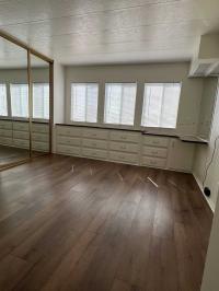 1981 7239 Commodore Homes Paramount 80514 S Mobile Home