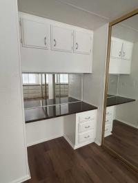 1981 7239 Commodore Homes Paramount 80514 S Mobile Home
