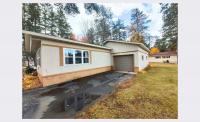 1973 GRNWD Mobile Home
