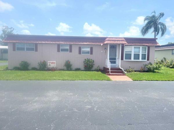 MAYFAIR Mobile Home For Sale