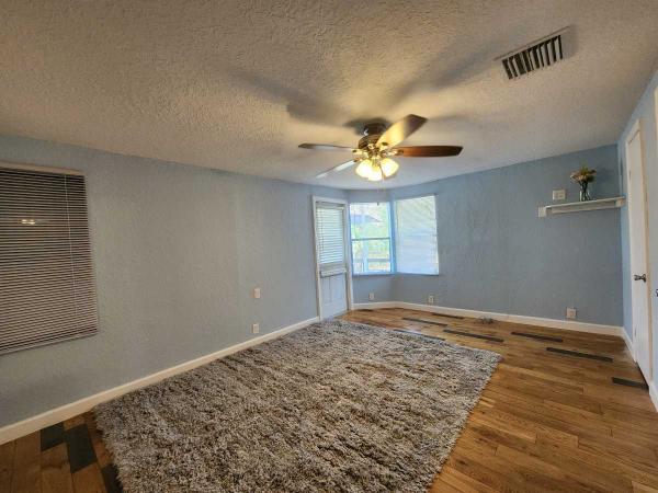 1986 SOUT Manufactured Home