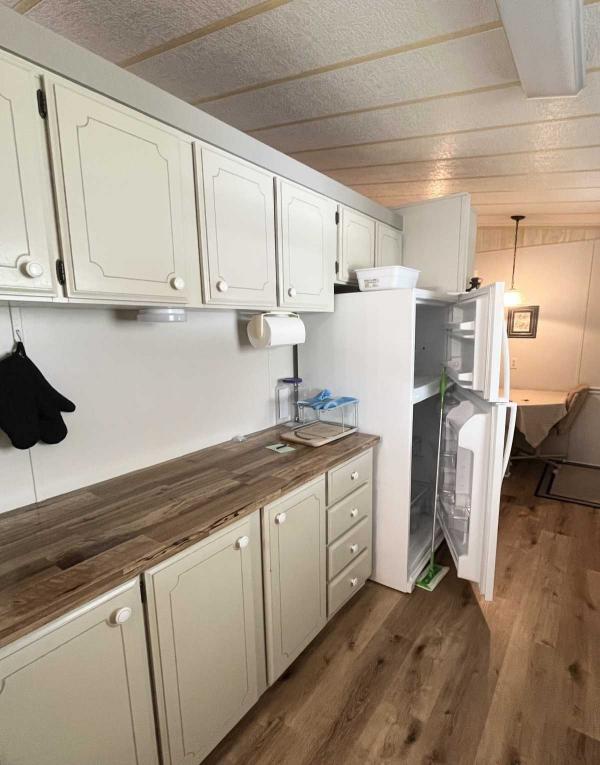 1983 Mobile Home