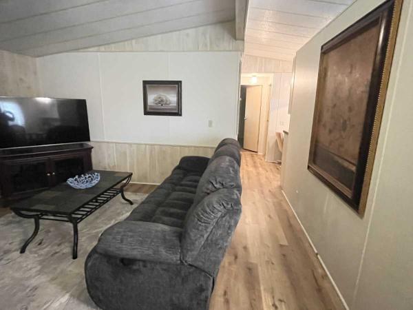 1983 Mobile Home