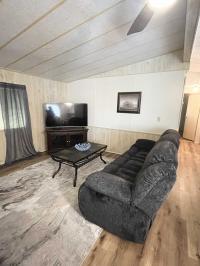 1983 Mobile Home