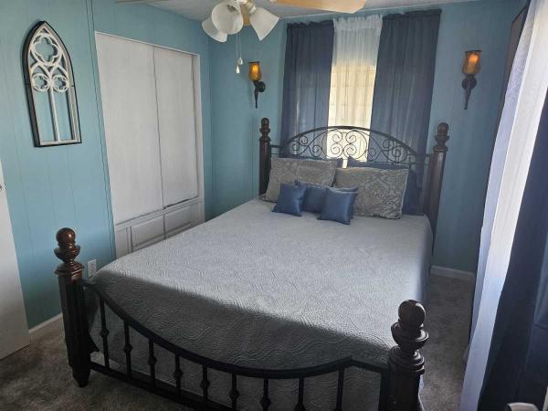 1978 2br/1.5BA Mobile Home