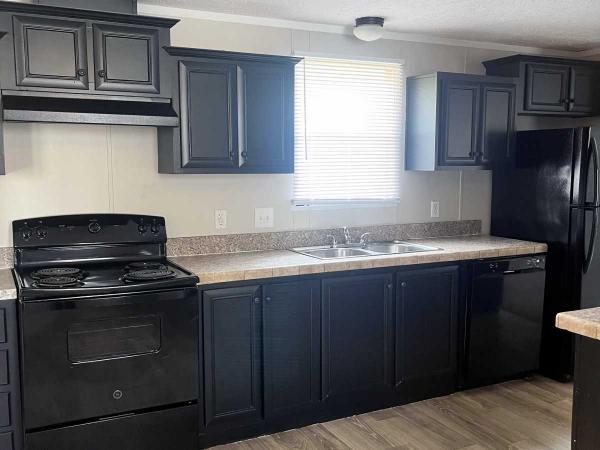 2014  Mobile Home For Sale