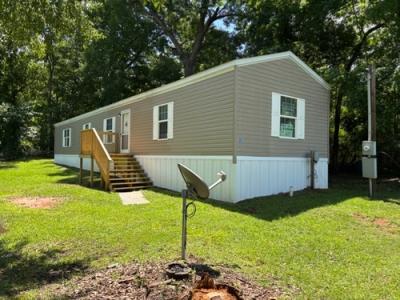 Photo 2 of 18 of home located at 601 Mason Dr Union Springs, AL 36089