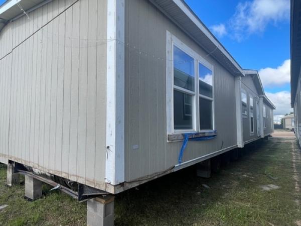 2017 THE BREEZ Mobile Home For Sale