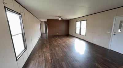 Photo 2 of 16 of home located at 5701 Johnny Morris Rd Lot 74 Austin, TX 78724