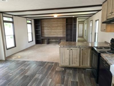 Photo 4 of 14 of home located at 918 Cimarron Trl Gardner, KS 66030