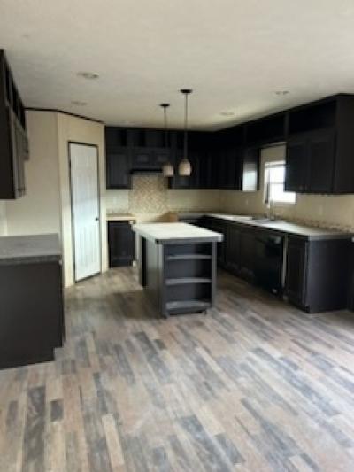 Photo 3 of 15 of home located at 14763 Calhoun Drive El Paso, TX 79928